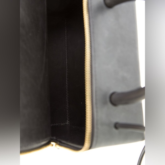 Building Block Leather Box Crossbody Bag - Picture 6 of 7